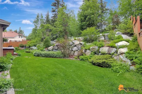 8528 Lassen Cir, Eagle River, AK 99577 photo 42