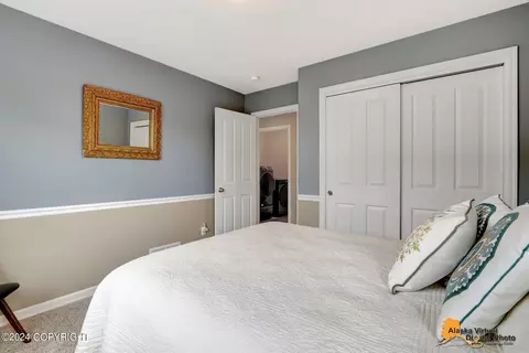 8528 Lassen Cir, Eagle River, AK 99577 photo 33