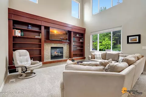 8528 Lassen Cir, Eagle River, AK 99577 photo 18