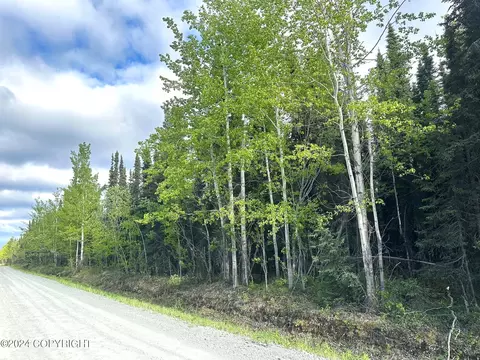 L1 B6 Lourdes Avenue, Soldotna, AK 99669