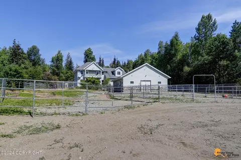 22851 Dallon Ct, Chugiak, AK 99567 photo 3