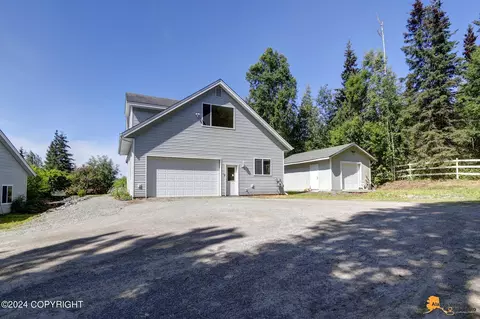 22851 Dallon Ct, Chugiak, AK 99567