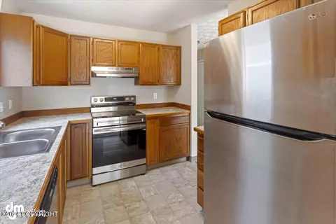 5430 E 4th Ave, Anchorage, AK 99508 photo 14