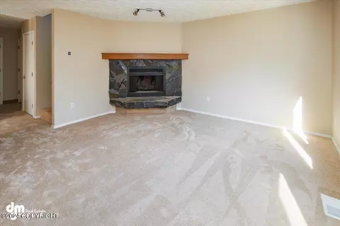 5430 E 4th Ave, Anchorage, AK 99508 photo 8