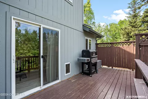 17405 S Juanita Loop, Eagle River, AK 99577 photo 35