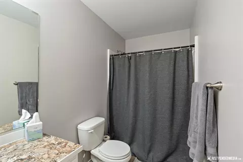 17405 S Juanita Loop, Eagle River, AK 99577 photo 33