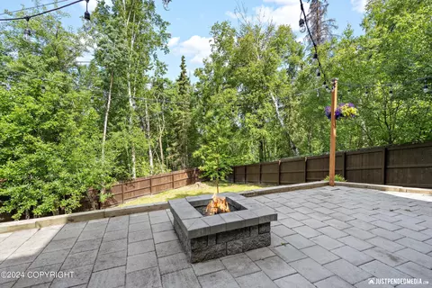 17405 S Juanita Loop, Eagle River, AK 99577 photo 39