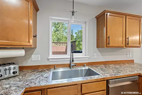 17405 S Juanita Loop, Eagle River, AK 99577 photo 18