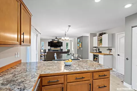 17405 S Juanita Loop, Eagle River, AK 99577 photo 20