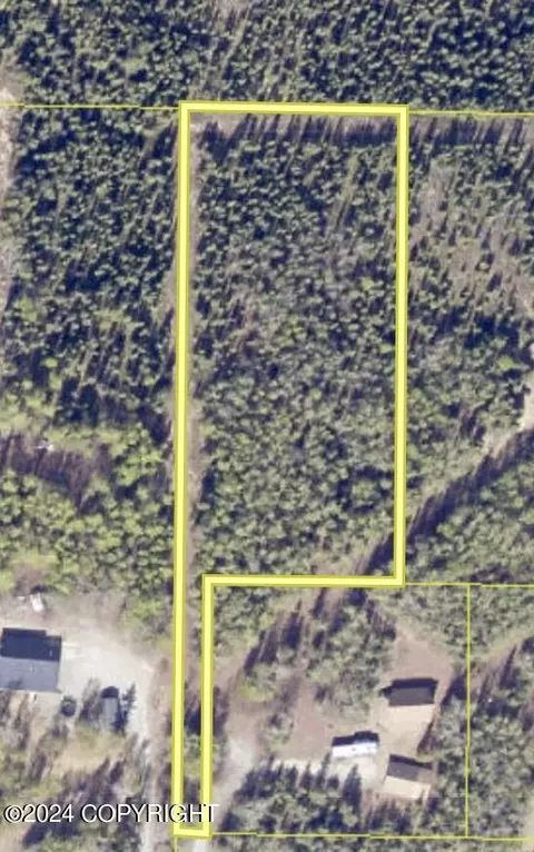 000 Moose Range Rd, Soldotna, AK 99672