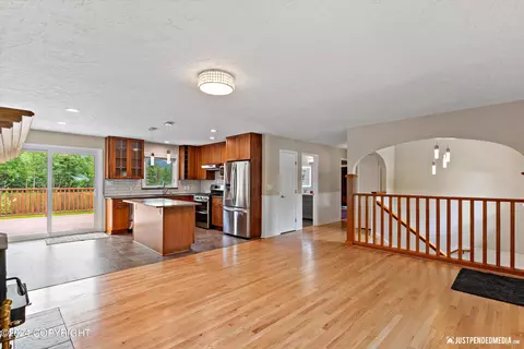 18520 Citation Rd, Eagle River, AK 99577 photo 8