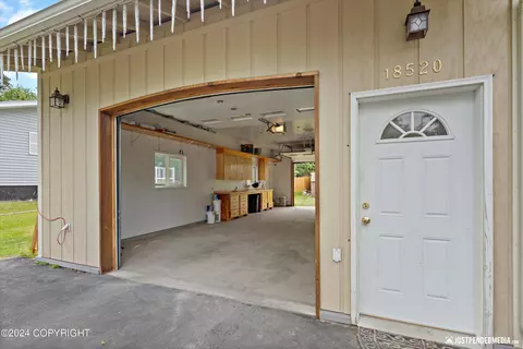18520 Citation Rd, Eagle River, AK 99577 photo 45