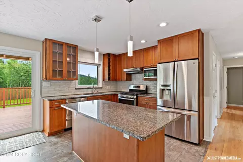 18520 Citation Rd, Eagle River, AK 99577 photo 11