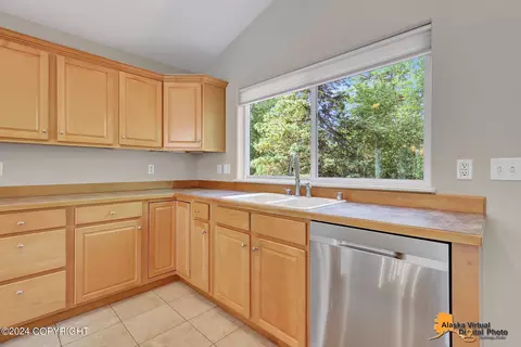 Kitchen - 8642 Lassen St, Eagle River, AK 99577 photo 5 of 7