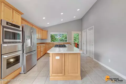 Kitchen - 8642 Lassen St, Eagle River, AK 99577 photo 2 of 7