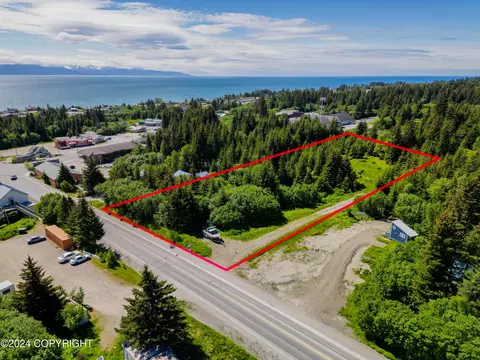 38773895 Main St, Homer, AK 99603