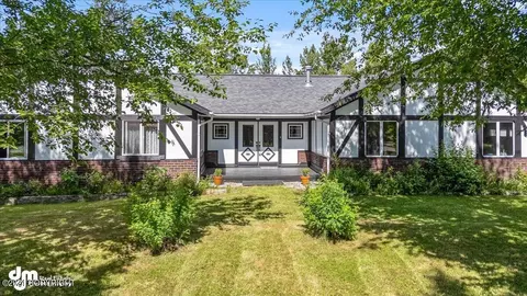 5835 E Porcupine Ave, Wasilla, AK 99654