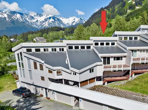 270 Alyeska View Ave # 3, Girdwood, AK 99587