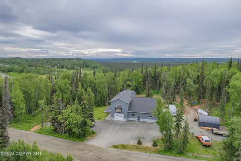 751 Cahill Ln, Soldotna, AK 99669