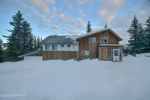 41095 Mock Circle Cir, Homer, AK 99603