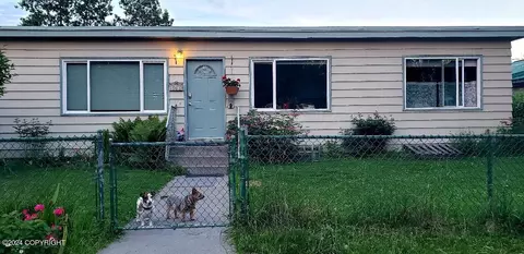 1513 Columbine St, Anchorage, AK 99508