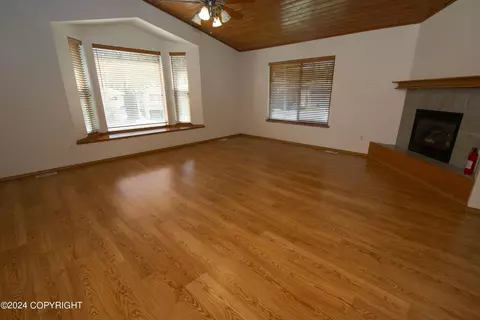 20227 Glacier Park Cir, Eagle River, AK 99577 photo 6