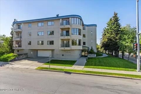 1032 W 11th Ave # 302, Anchorage, AK 99501