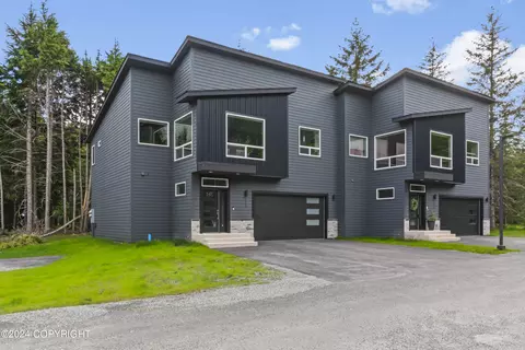 122 Powder Run Ln # 8, Girdwood, AK 99587