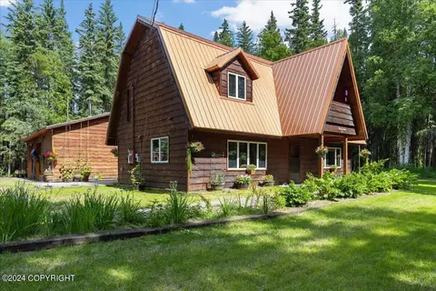 2540 Whitman Rd, North Pole, AK 99705