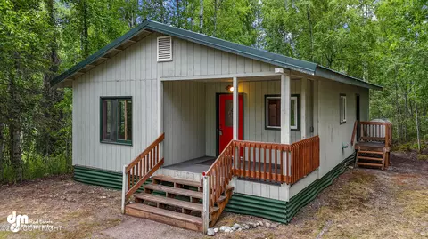 13695 N Willow Dr, Willow, AK 99688