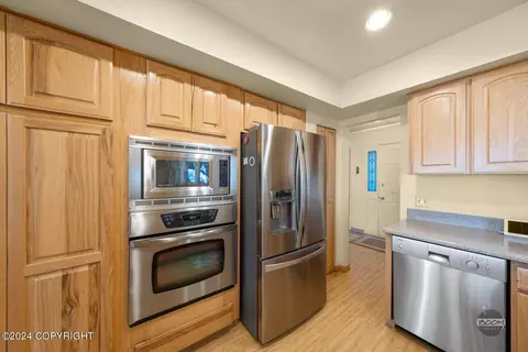 1701 Commodore Dr, Anchorage, AK 99507 photo 25