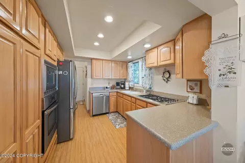 1701 Commodore Dr, Anchorage, AK 99507 photo 23