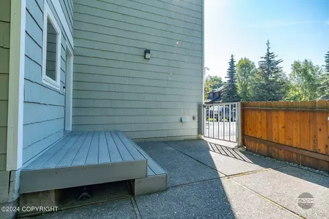 1701 Commodore Dr, Anchorage, AK 99507 photo 8