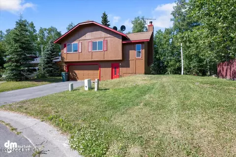 18323 Gavin Cir, Eagle River, AK 99577
