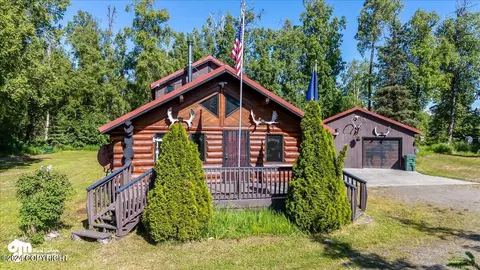 5002 Kenaka Bena Loop, Wasilla, AK 99654