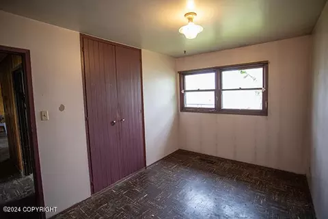 Bedroom - 2718 E 17th Ave, Anchorage, AK 99508 photo 3 of 3
