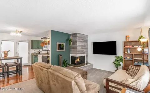 4313 E 8th Ave, Anchorage, AK 99508 photo 7