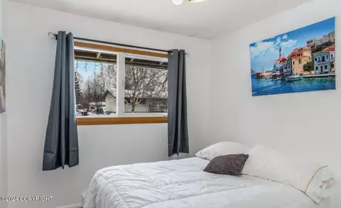 4313 E 8th Ave, Anchorage, AK 99508 photo 14