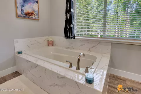 Bath - 734 E Sage Rd, Wasilla, AK 99654 photo 3 of 4