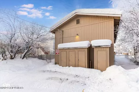 609 Irwin St, Anchorage, AK 99508 photo 22
