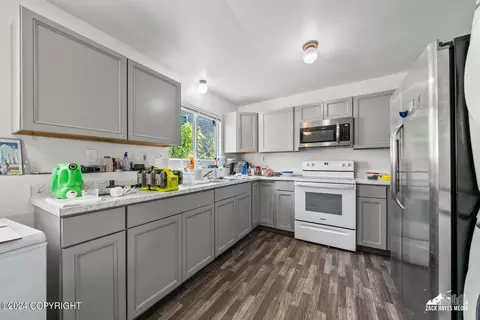227 E 12th Ave, Anchorage, AK 99501 photo 58