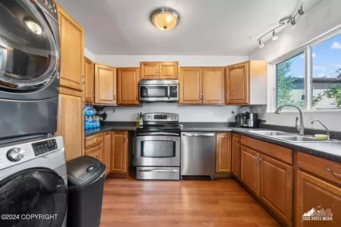 227 E 12th Ave, Anchorage, AK 99501 photo 10