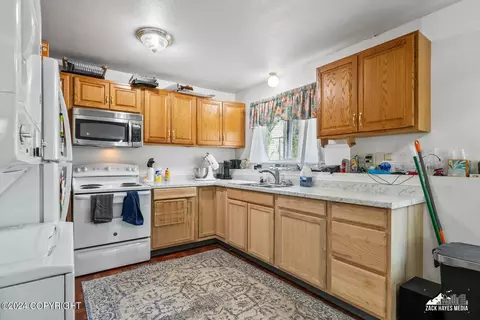 227 E 12th Ave, Anchorage, AK 99501 photo 24