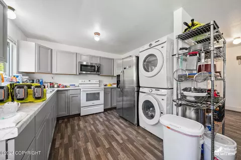 227 E 12th Ave, Anchorage, AK 99501 photo 57