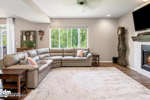 13108 Rosser Dr, Eagle River, AK 99577 photo 10