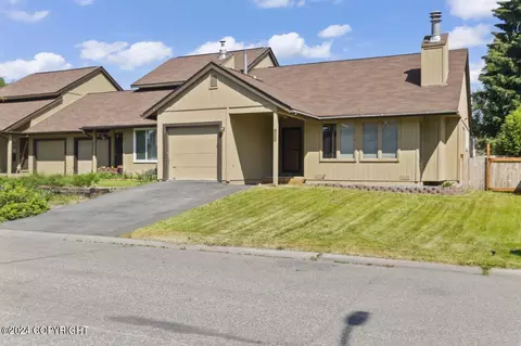 10229 Tartan Cir, Anchorage, AK 99507
