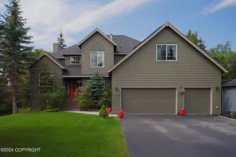 9010 Sahalee Dr, Anchorage, AK 99507