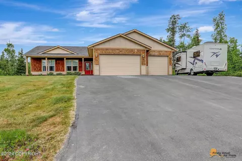4054 N Paradise Dr, Wasilla, AK 99654