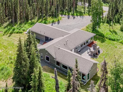 33642 Keystone Dr, Soldotna, AK 99669