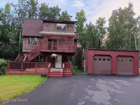 5650 W Raspberry Loop, Wasilla, AK 99623